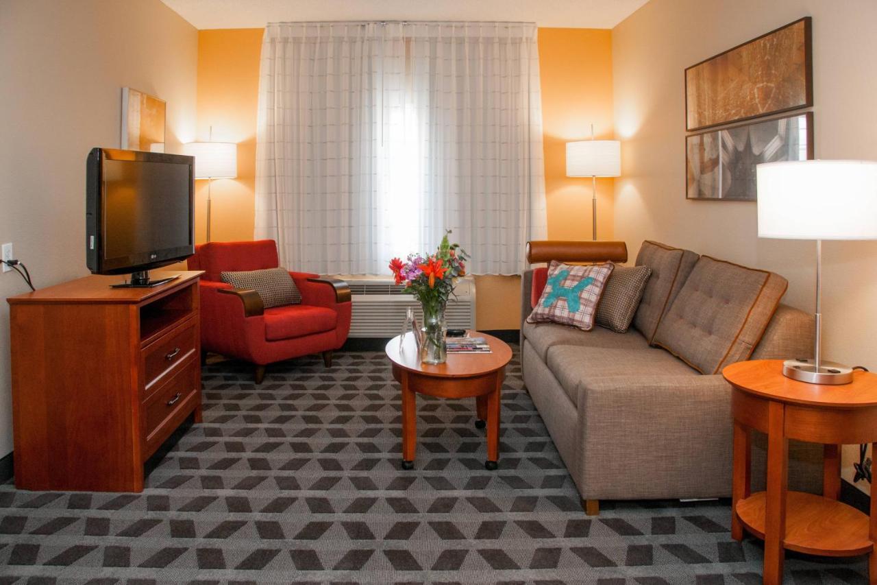 Towneplace Suites By Marriott Colorado Springs South Eksteriør billede