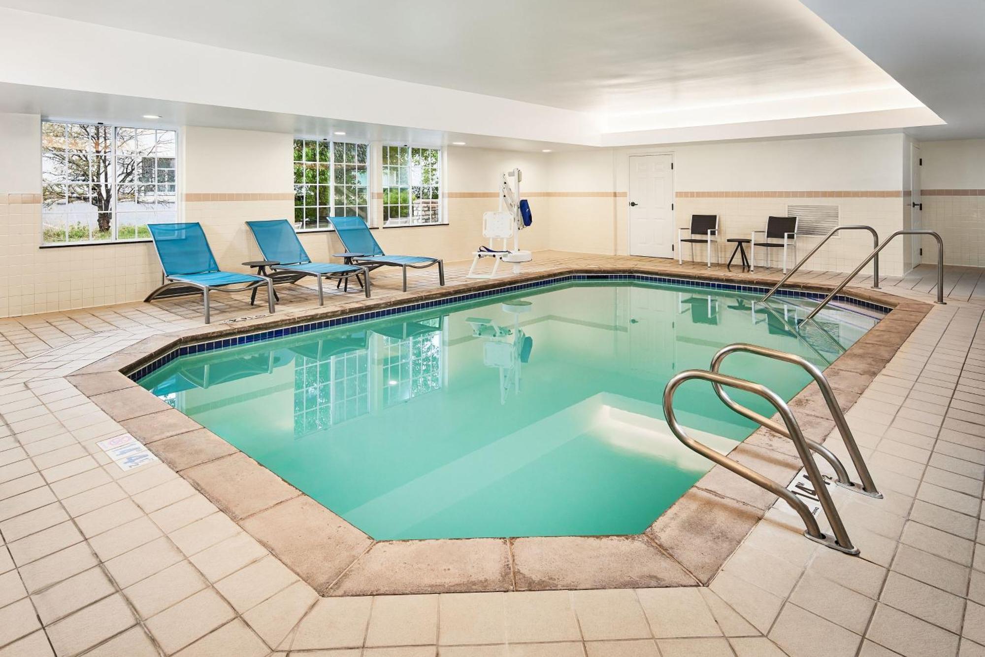 Towneplace Suites By Marriott Colorado Springs South Eksteriør billede