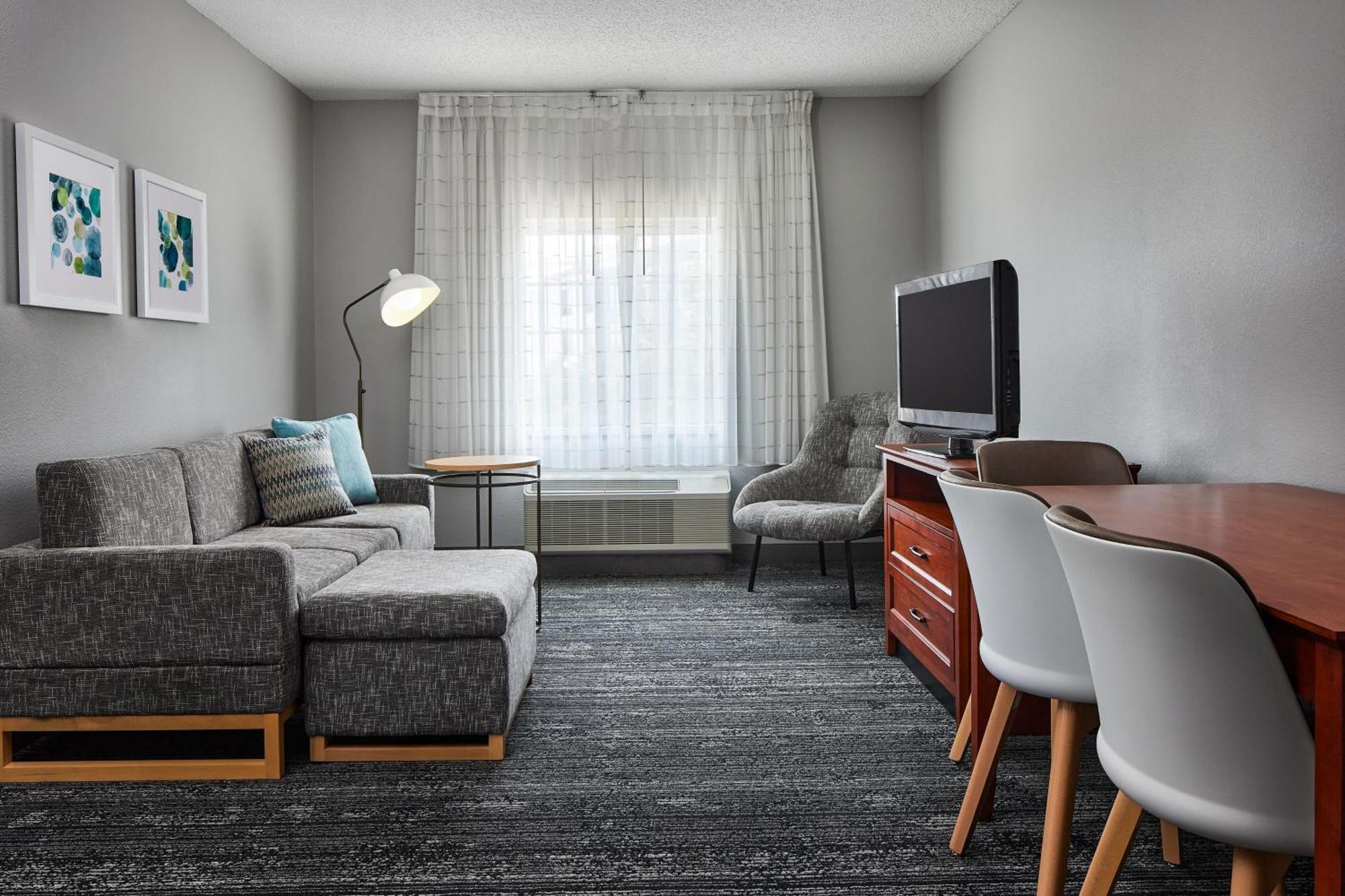 Towneplace Suites By Marriott Colorado Springs South Eksteriør billede