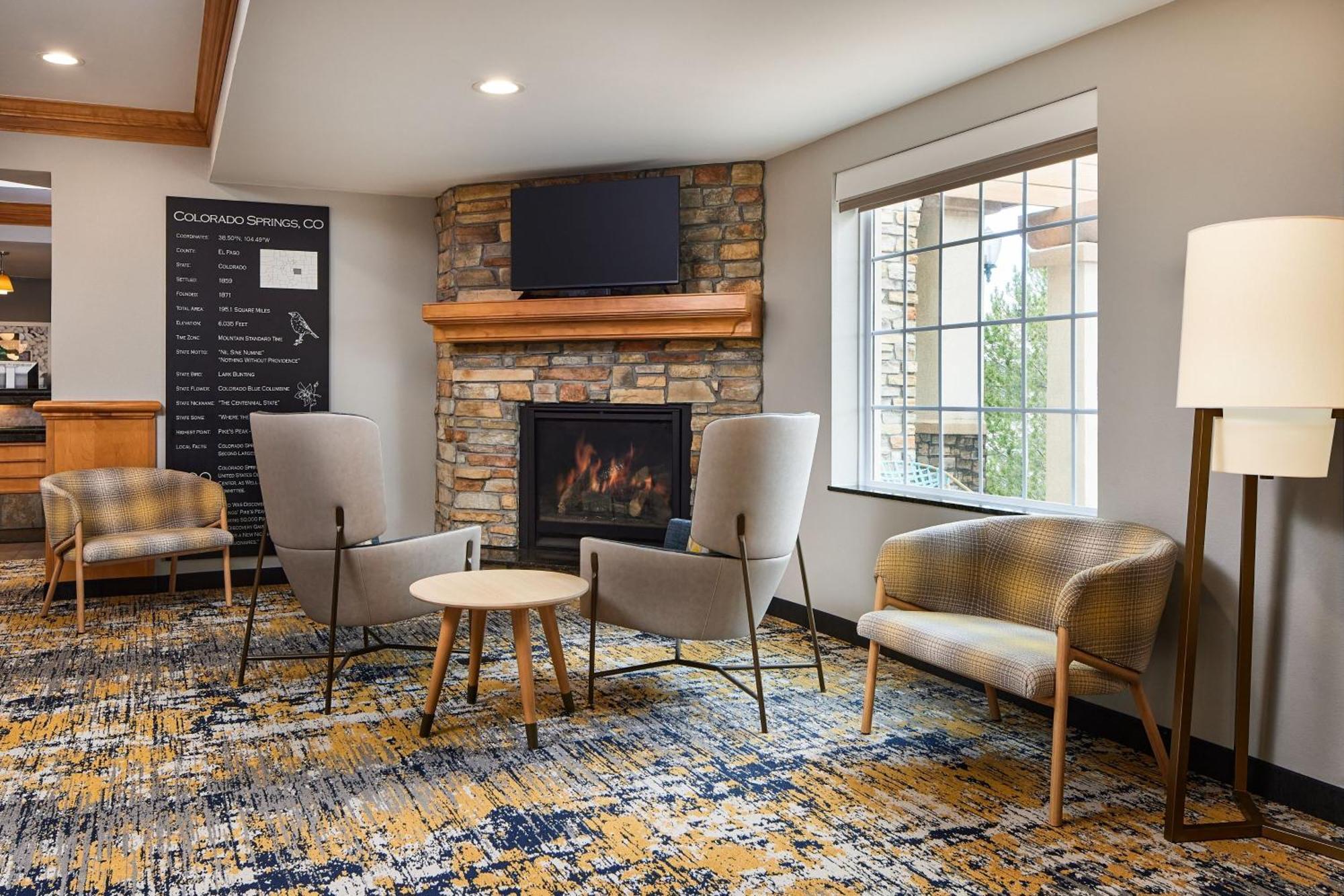 Towneplace Suites By Marriott Colorado Springs South Eksteriør billede